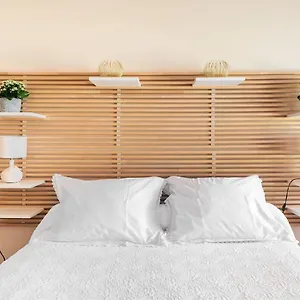 https://villa-pomponette.fr-provencehotel.com